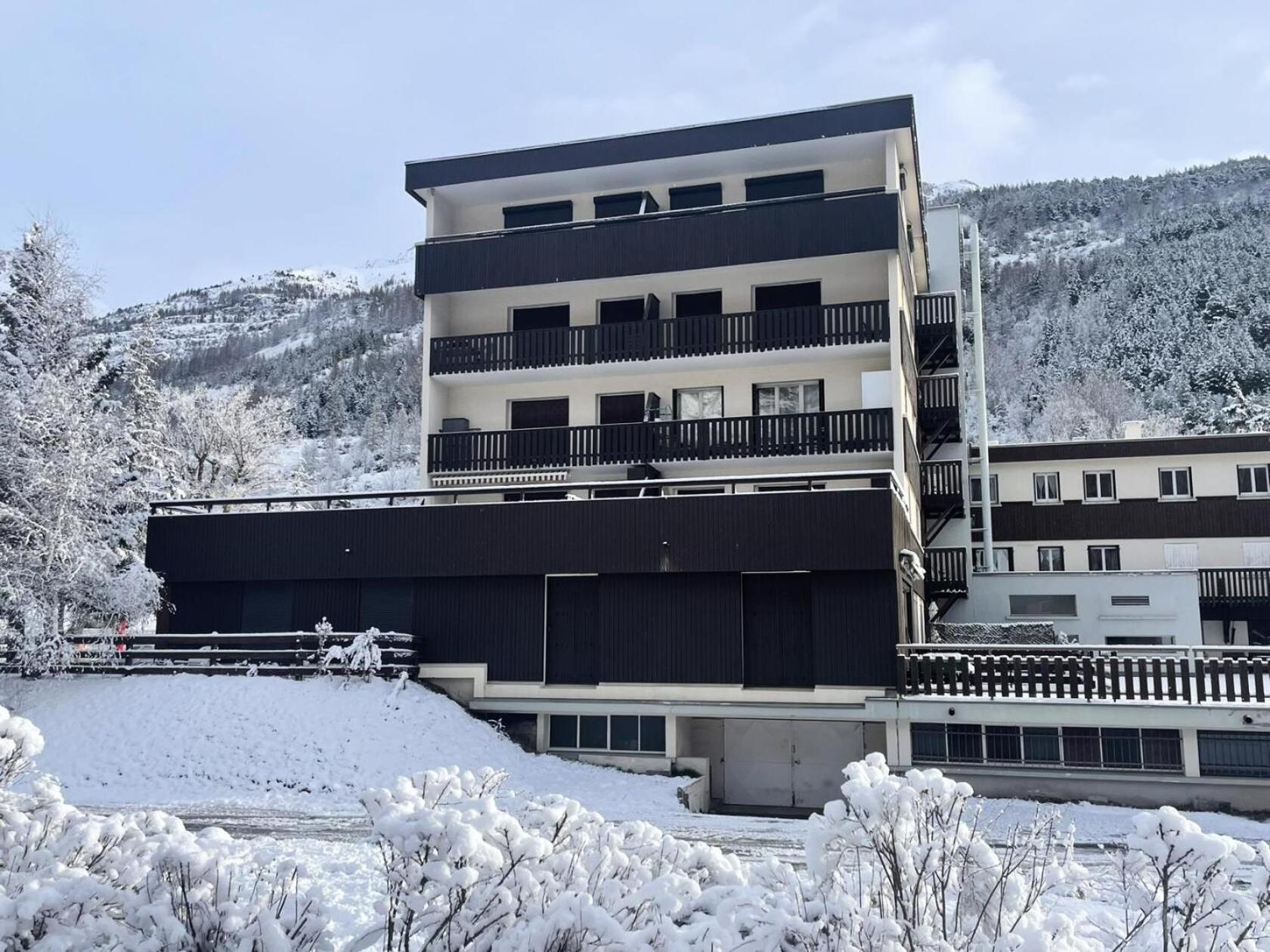 Residence Le Sporting - Studio - Chaleureux - Grande Terrasse Mae-1451 라살르레알프 외부 사진